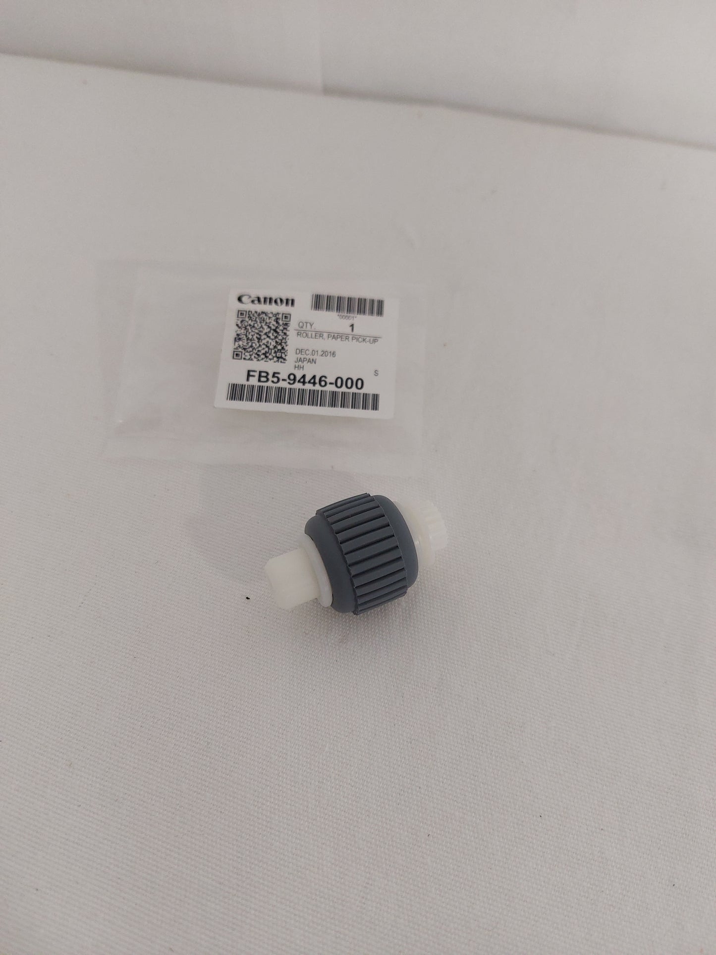 Canon - FB5-9446 - ADF Paper Pickup Roller fits in DADF H1 - £15-99 plus VAT - In Stock 1 to 2 Day Leadtime