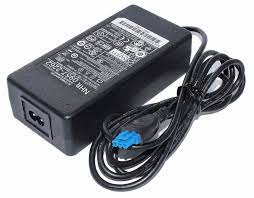 Hewlett Packard / HP - 0957-2262 - 100 - 240v Worldwide AC Adaptor - £31-00 plus VAT - In Stock 1 to 2 Day Leadtime