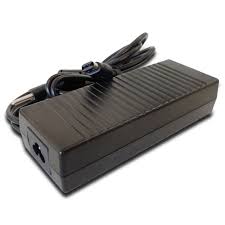 Hewlett Packard / HP - 378768-001 - 393953-001 - 394903-001 - 375117-001 - 135w 100-240v AC Adaptor - £89-00 plus VAT - No Longer Available